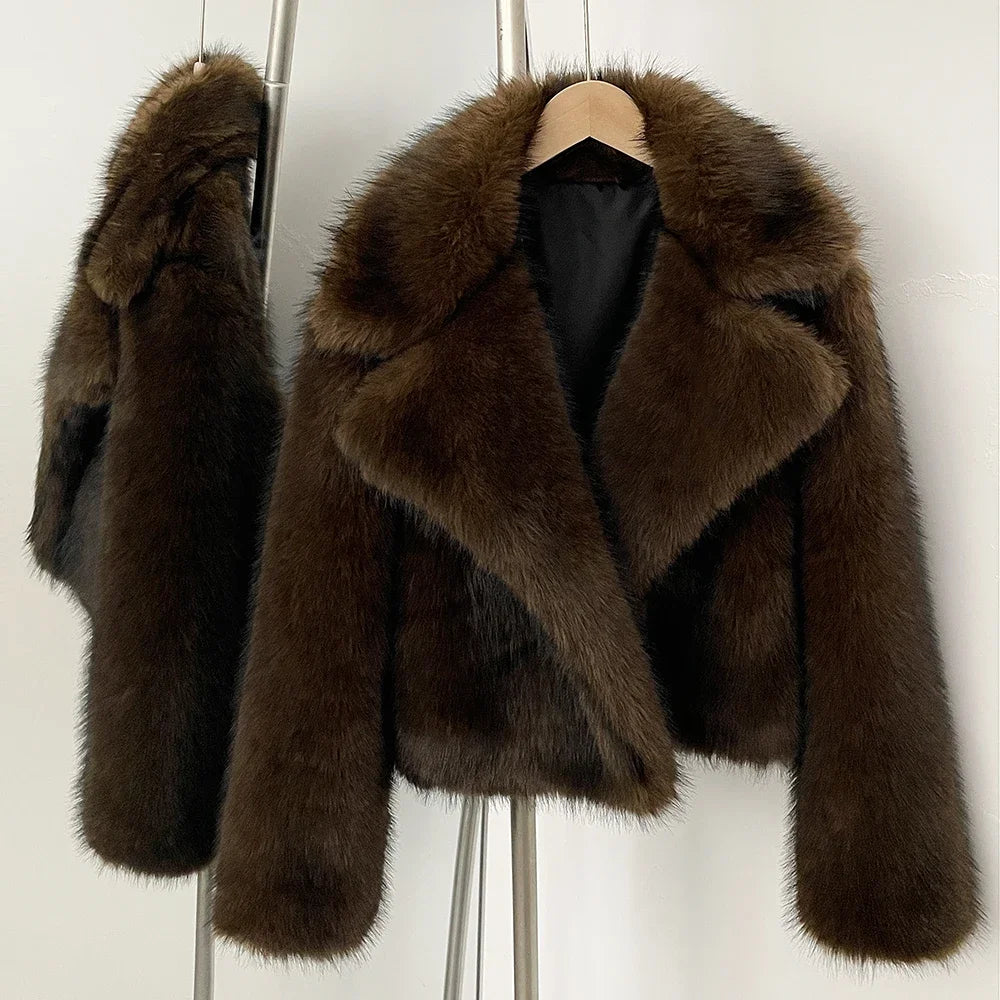 Faux fur jas met oversized kraag